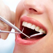 A guide to fighting and preventing gingivitis